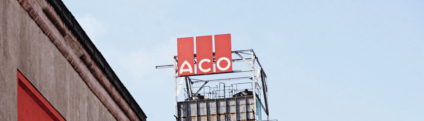 Auf der Spitze des alten Wasserturms prangt das ACO Logo